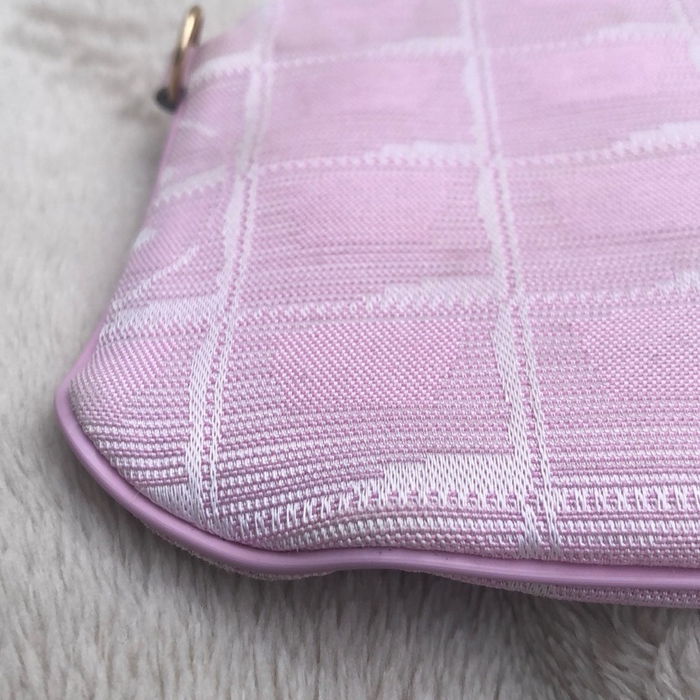 CHANEL New Travel Line Pink Pochette - Picture 10 of 17